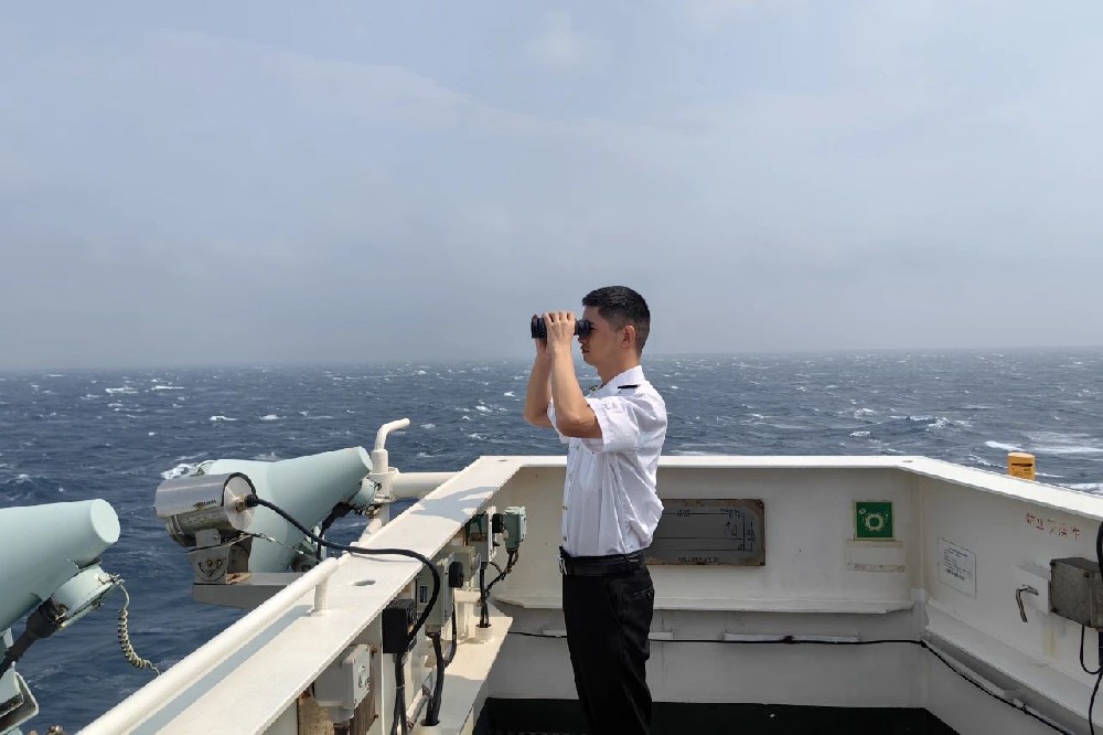致敬遠洋奮楫者 | 杜飛：以海為家，以船為伴