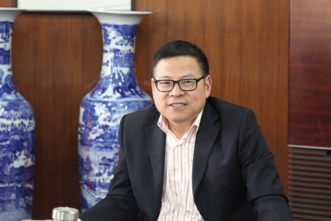 省港集團(tuán)副總經(jīng)理王樹華出席公司中層干部會(huì)議