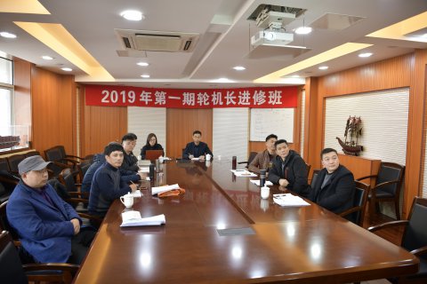以案學(xué)法，促進(jìn)船舶廉潔建設(shè)