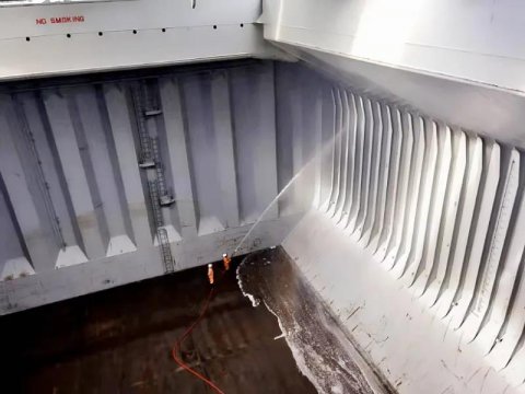 一線紀實 | 同心勠力、奮楫篤行，眾志成城、再創(chuàng)佳績——“江遠蘭州”輪V05航次散糧備艙紀實